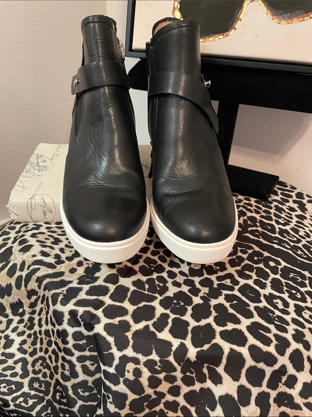 Linea Paola Freston Women's Black Leather Wedge Ankle Sneakers - Picture 5 of 14
